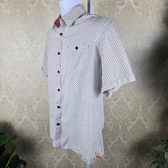 LON NYC Across The Pond Size L Diamond and Dot Pattern Short Sleeve Button Down - Picture 7 of 16